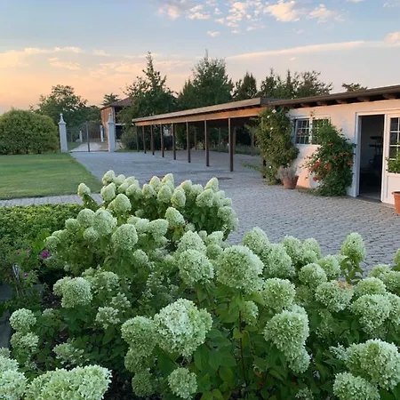 San Pietro Alloggio per agriturismo Desenzano del Garda