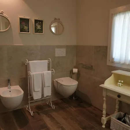 Alloggio per agriturismo San Pietro *