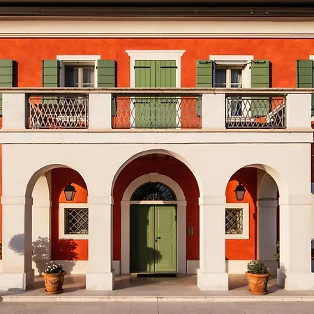 San Pietro * デセンツァーノ・デル・ガルダ